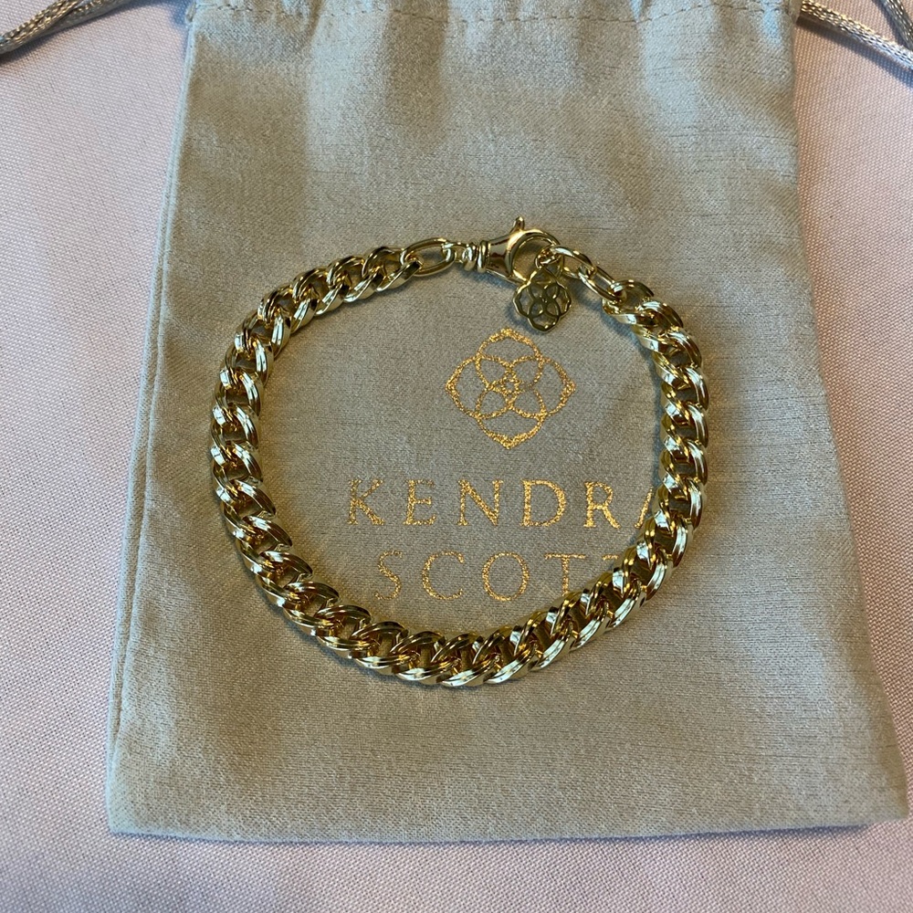 Kendra Scott bracelet